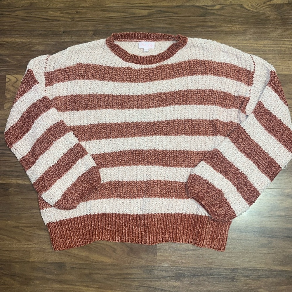 Pink lily sweater